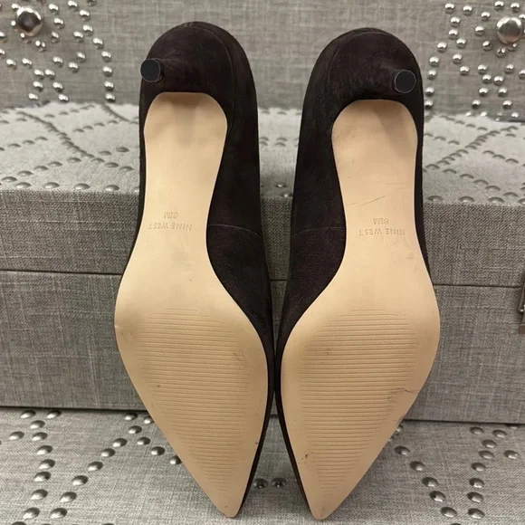 Nine West Margot Women's Kitten Heels Suede Brown Pumps - Picture 5 of 9